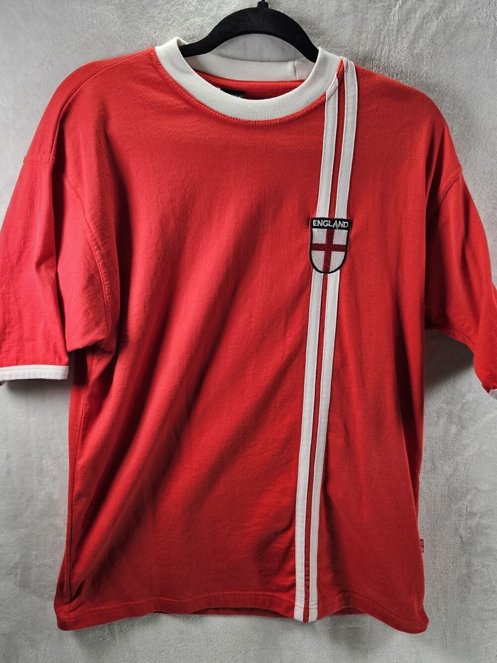 VTG Soccer Ringer T-shirt Mens Large Red Embroidered Retro Y2K Football